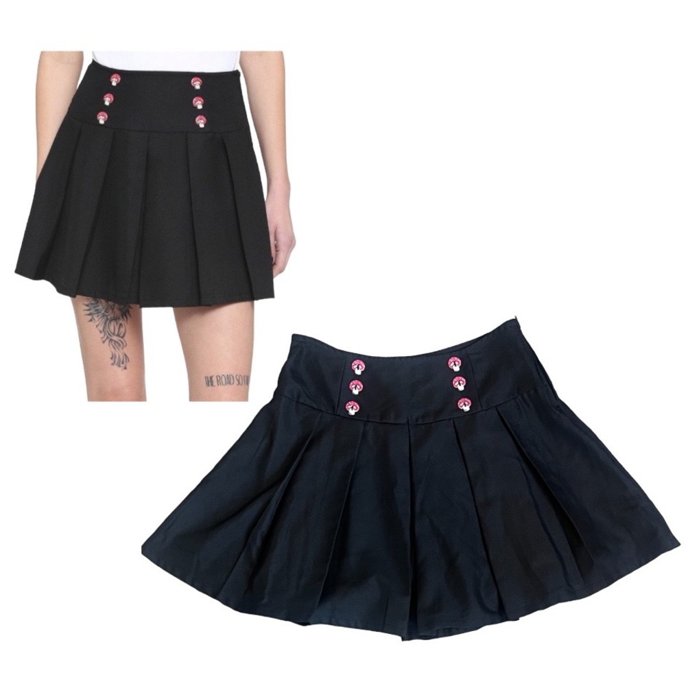 Hot Topic Black Mushroom Button Sailor Skirt Size Medium